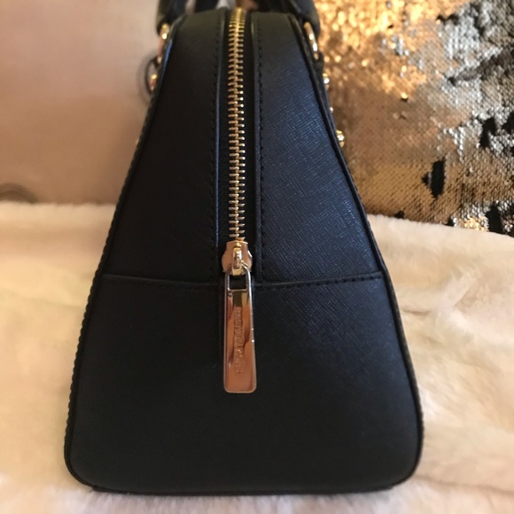 Edgy messenger bag🖤 - Picture 5 of 5